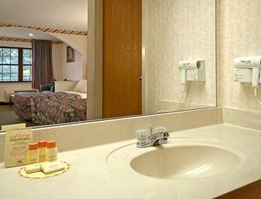 Days Inn By Wyndham Hammond Room photo